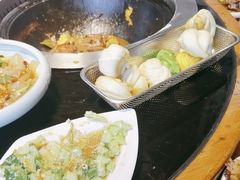 -锅老头海鲜铁锅炖