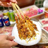 来的时候要排队，走的时候要扶墙