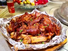 二师兄烤猪蹄-船梆煮•蒸汽海鲜·炉火烤肉(五四广场店)