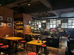 -JINNS锦时 steak&pizza(浸信会礼拜堂旧址店)