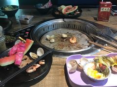 -烤圣自助美食音乐餐厅