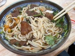 -牛师傅牛肉面(尚隆路店)
