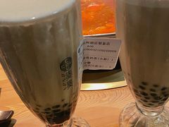 -湊湊火锅·茶憩(杭州湖滨银泰in77店)
