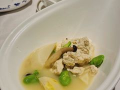 蚕豆春竹笋烧山水豆腐-Yan Ting 宴庭中餐厅(上海静安瑞吉酒店)