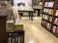 -诚品书店(敦南店)