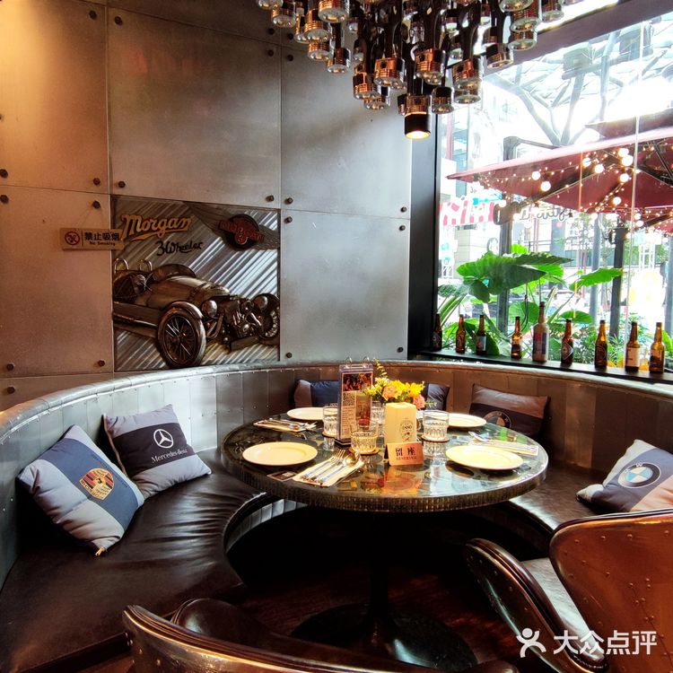 🏍️来到1886用餐🚙感受德国汽车世界🚗