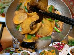 -隔壁老王·家常云南菜(花巷店)