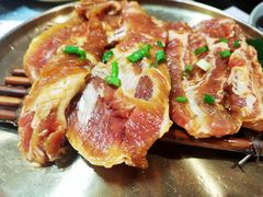 -草家酱蟹炭火烤肉店(珲春南路二店)