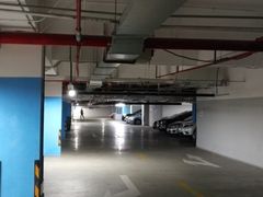 -龙美术馆西岸馆-停车场