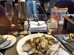 -南湖名都·景湖轩全日制餐厅·海鲜自助·东南亚风味·临湖而食