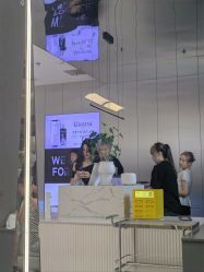 -PE SALON