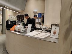 -M Stand(南京新街口金鹰店)