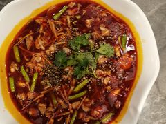 -有红鸡毛店·川菜(建设路店)