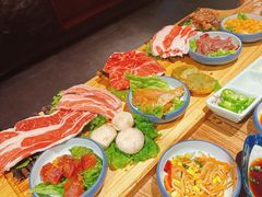 -明洞阿姨·韩式酱蟹烤肉·创意料理(三元桥店)