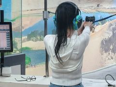 -都市枪神实弹射击俱乐部