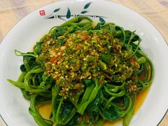 -洪霞餐馆
