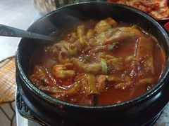 蘑菇辣牛肉汤-杀猪天·韩国烤肉(总店)