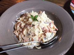 -SISTERS BAR RESTAURANT川意酒馆(嘉善老市H楼店)
