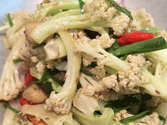 -俭寨大盘鸡·手抓肉·烧烤新疆菜(乌苏路店)