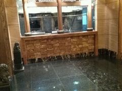-凤凰园烤鸭店·唐山菜·传承花椒肉(老唐丰路店)