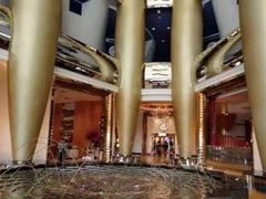 -迪拜帆船酒店海底餐厅