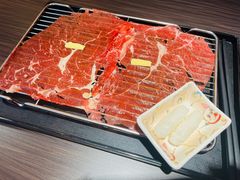 铺天盖地火牛寿司（2枚）-仙隐小鹿中華の日料(荣民龙首广场店)
