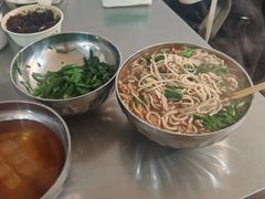 -正宗杨记普洱酸醋米线(总店)