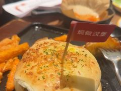 -必胜客(港城新天地店)