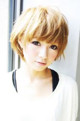 最新发型-IRIS爱蕊丝形象