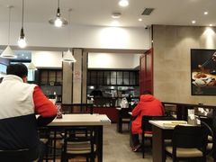 大堂-康师傅私房牛肉面(马泉营奥莱店)
