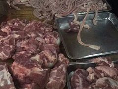 -标记美食新鲜猪杂(兴南大道店)