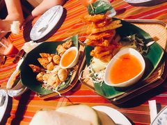 -卷心菜和避孕套餐厅(Pattaya)