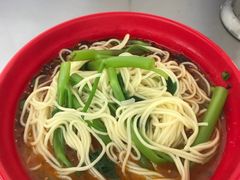 -黎氏老太婆小面馆(临华大厦店)