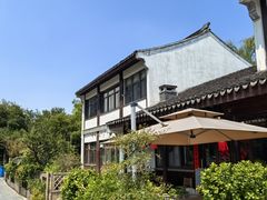 -吴越荣记苏州菜·松鼠桂鱼100%活鱼现做(斜塘老街店)