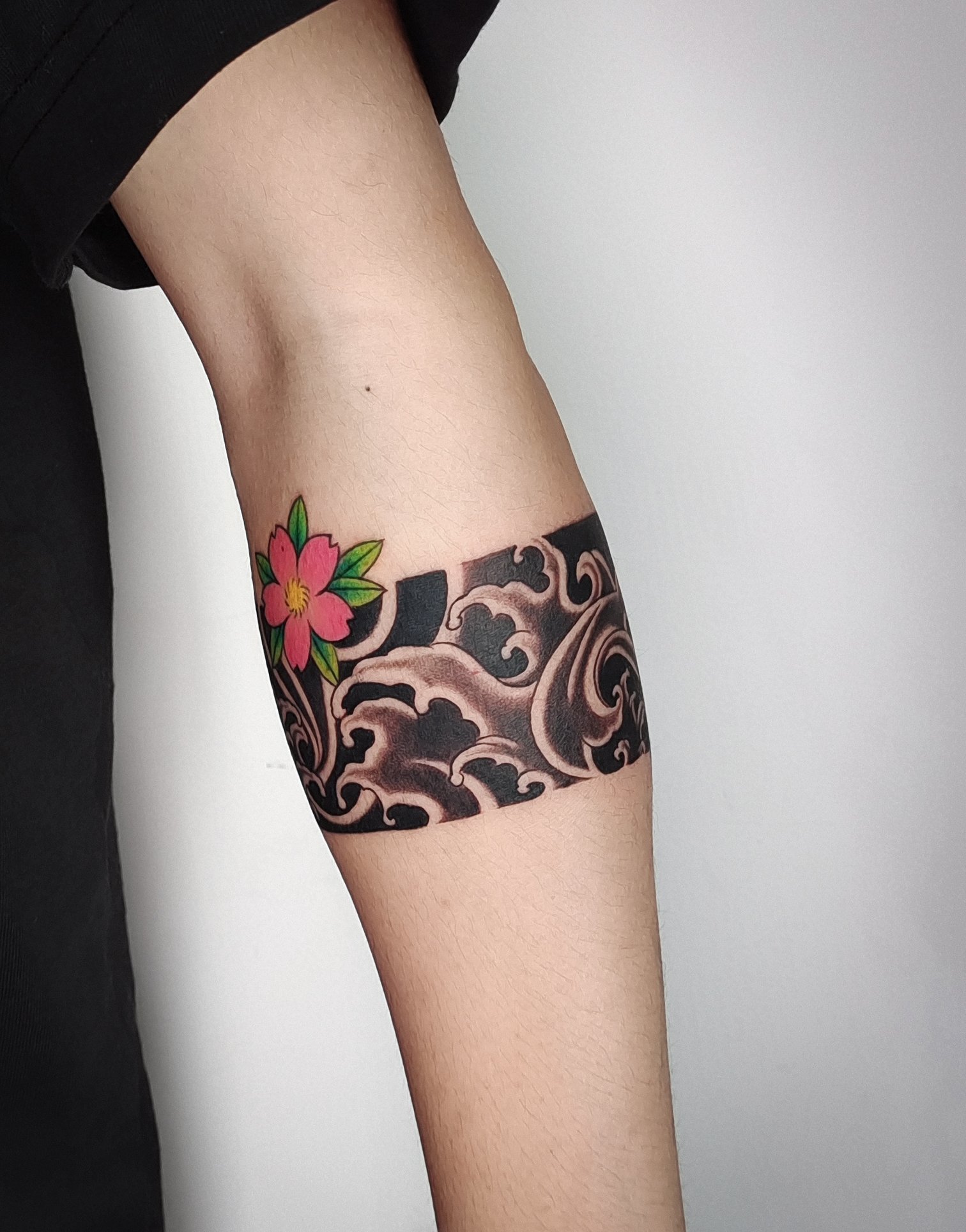 手环纹身 樱花水浪纹身 南岸茶园宝藏纹身店
