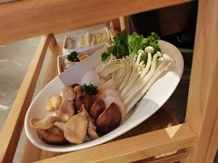 -左庭右院鲜牛肉火锅(环球港店)