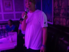 -一家人(凯旋路店)