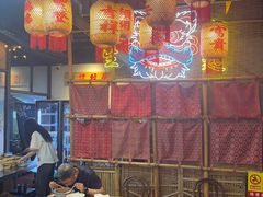 -丽丽三鲜螺蛳粉(田林路店)