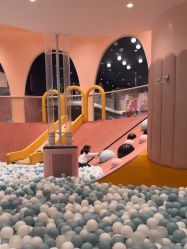 -奈尔宝家庭中心·亲子餐厅(鄞州万达店)