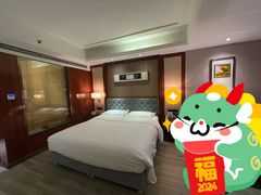 -华雅·云缦酒店(岳阳楼区火车站店)