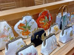 -兰岛广场(白沙路店)