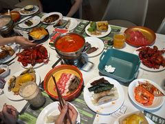 -金马门国际美食百汇(珞喻路店)
