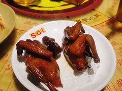 招牌烤乳鸽-石岐佬中山菜馆(张溪店)