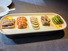 -HOMES上海本帮菜(襄阳公园店)