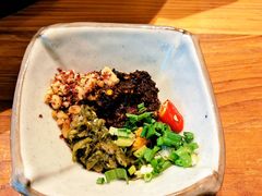 -野山舂·贵州现舂酸汤牛肉(鸿通城店)