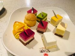 -佰烧海鲜烤肉火锅自助(世茂国际广场店)
