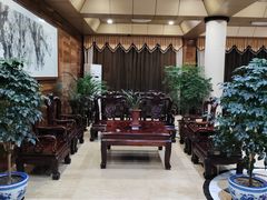 -峨眉山报国寺
