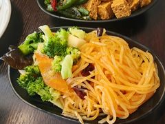 素凉菜拼-豫源河南烩面