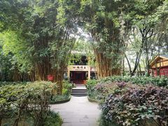 -土砂锅生态山庄·非遗砂锅雅鱼