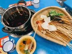 -马路边边麻辣烫串串火锅(体育西路店)